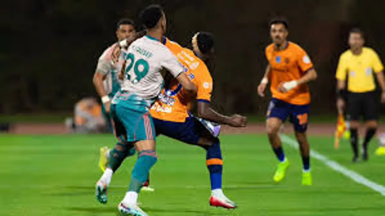 اتحاد الكرة يفتح تحقيقاً في الأحداث المثيرة لمباراة الفيحاء والأهلي الأخيرة